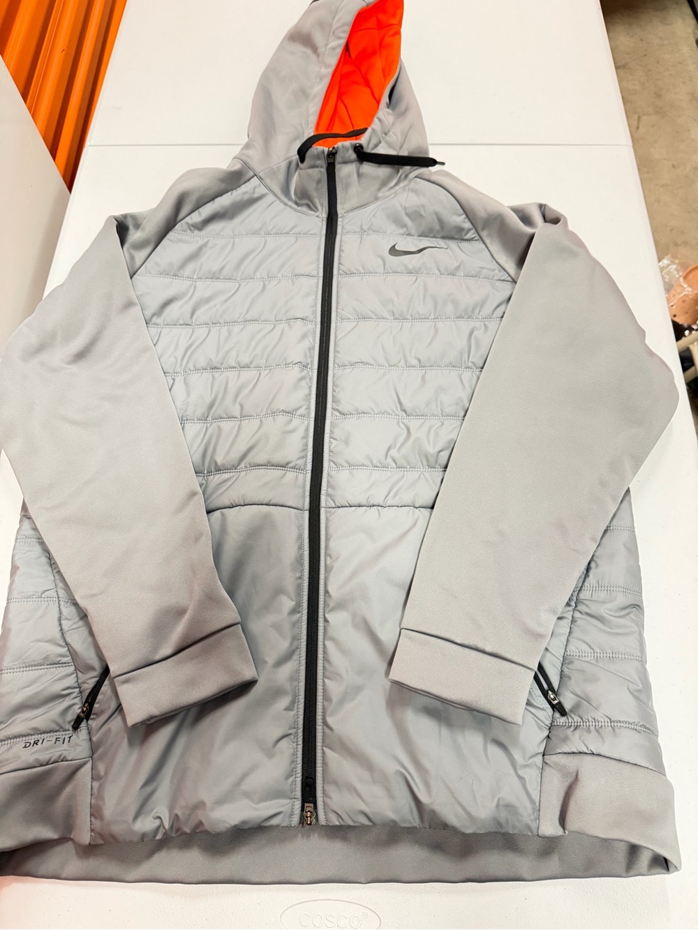 Nike Therma-FIT Dri-FIT Hybrid Hooded Insulated Jacket Gray Men’s XL
B318